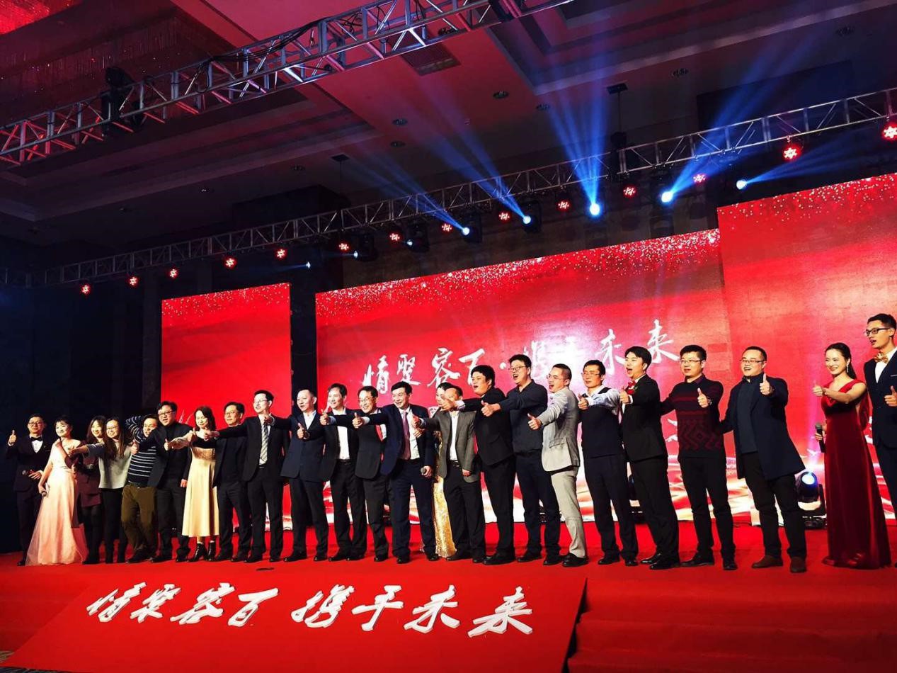 &#21315;&#20159;&#24179;&#21488;&#95;&#21315;&#20159;&#65288;&#20013;&#22269;&#65289;&#19968;&#31449;&#24335;&#26381;&#21153;&#24179;&#21488;